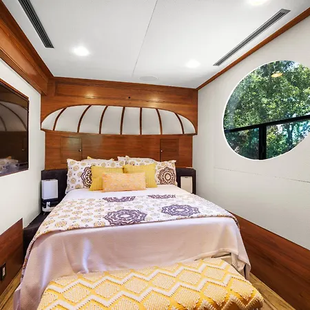 7744 Ranch Glamping Resort Austin Room photo