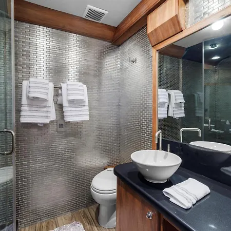 7744 Ranch Glamping Resort Austin Room photo