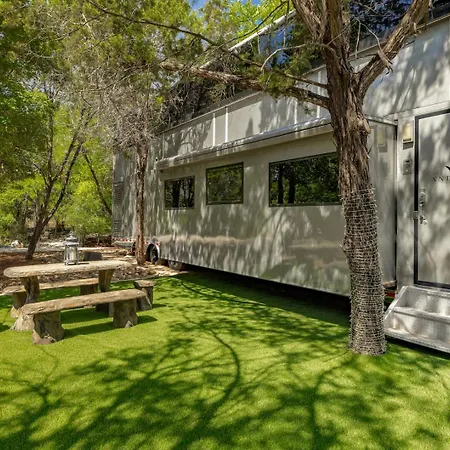 7744 Ranch Glamping Resort Austin Room photo