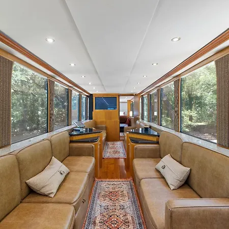 7744 Ranch Glamping Resort Austin Room photo