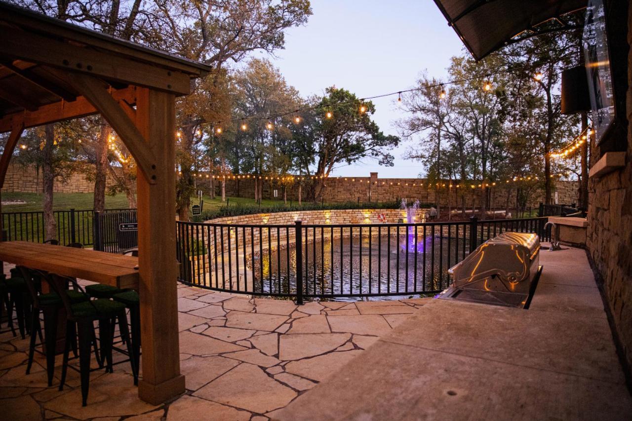 7744 Ranch Glamping Austin