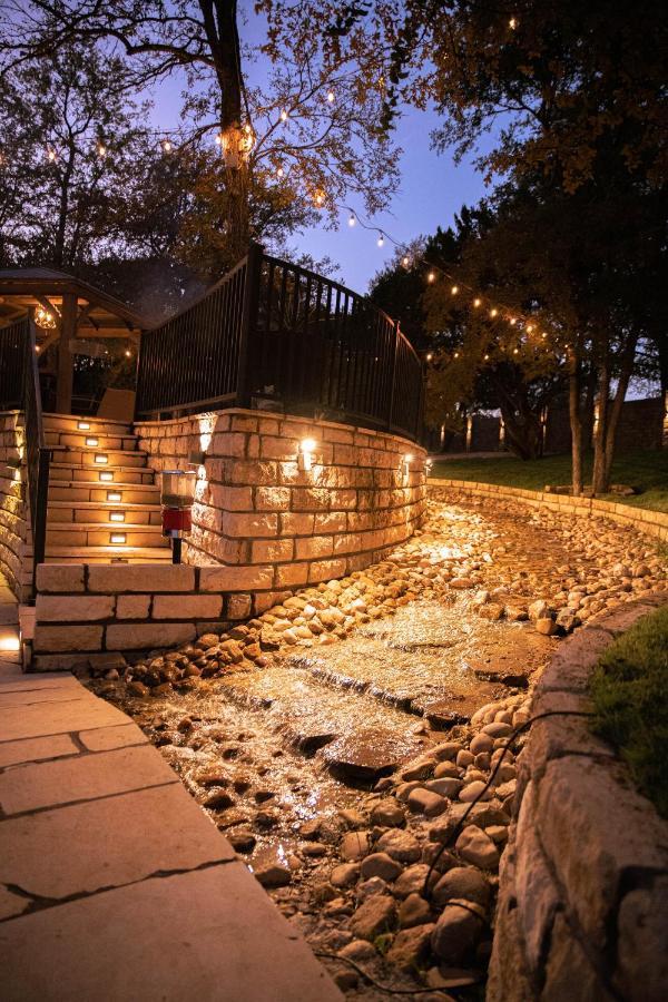 7744 Ranch Glamping * Austin