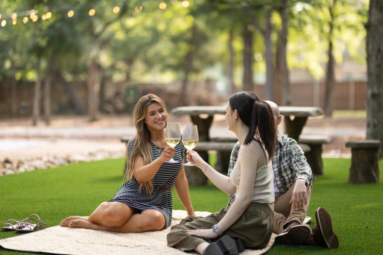 7744 Ranch Glamping *