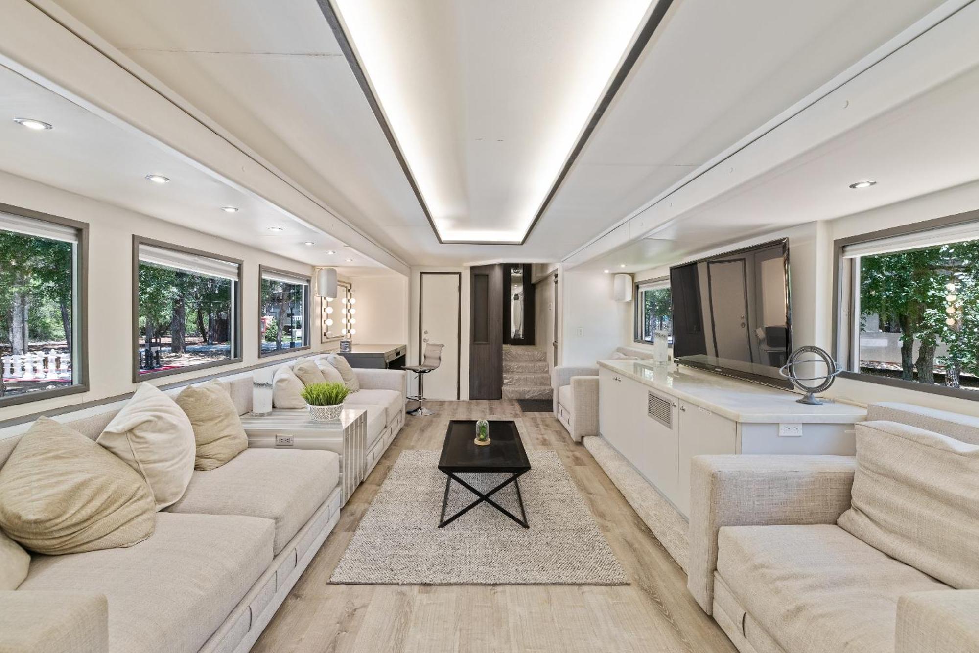 7744 Ranch Glamping
