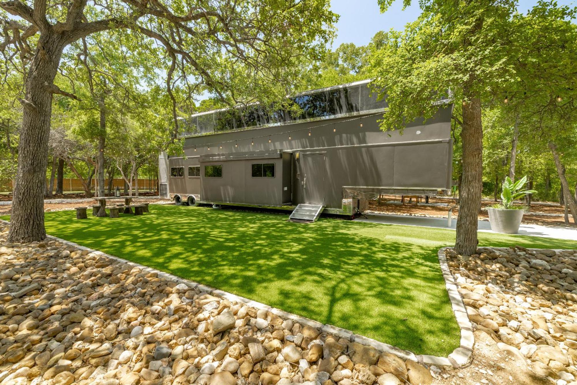 7744 Ranch Glamping * Austin